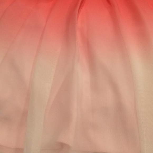 Dress - Picture 4 of 6